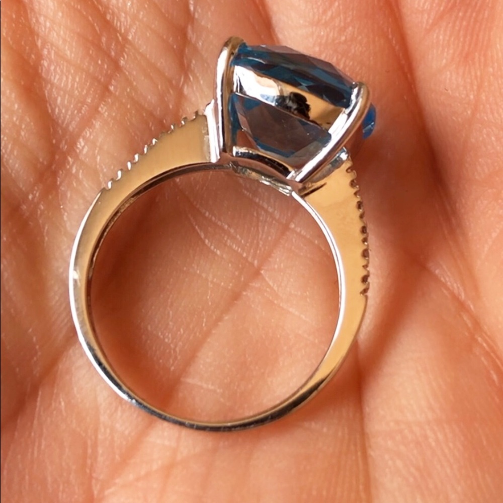 Authentic Blue Topaz Diamond Ring - image 6